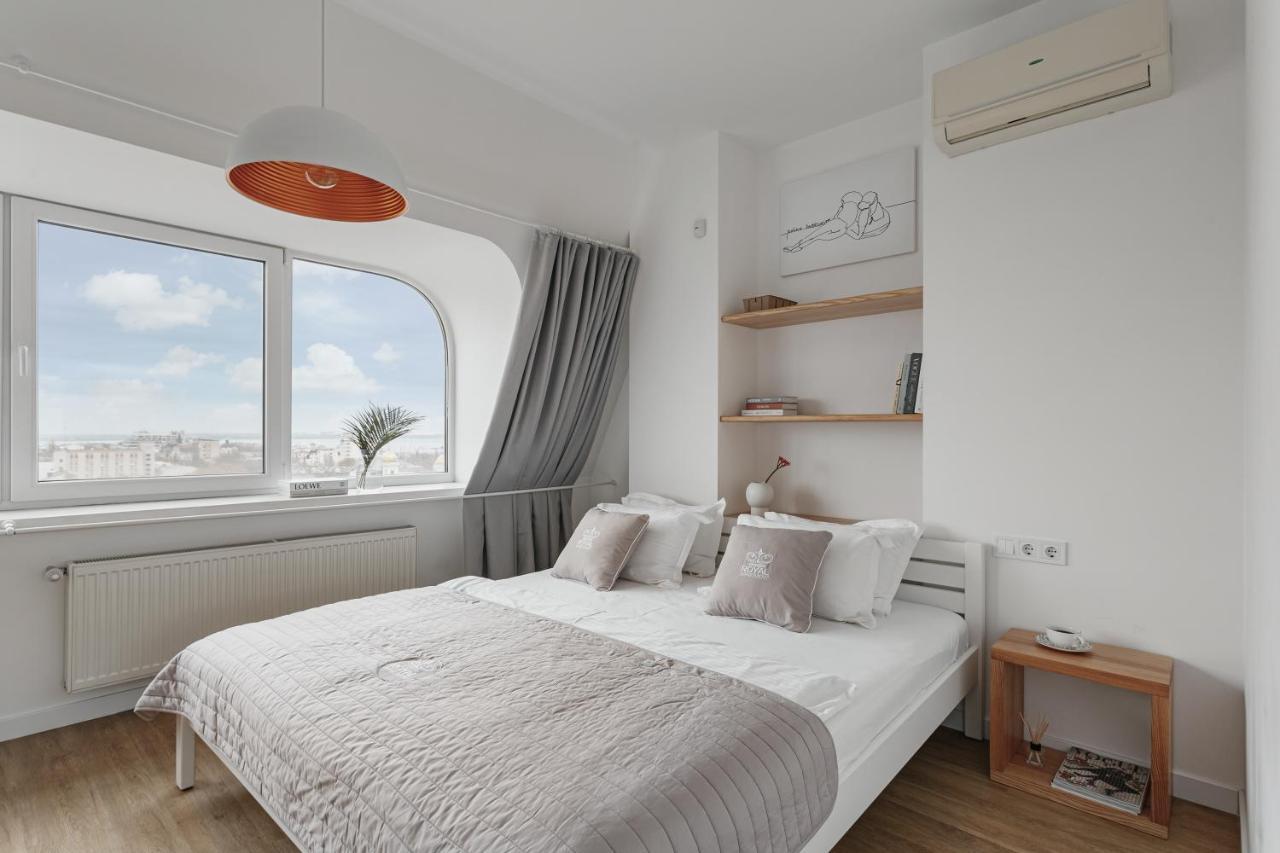 Royal Sky Apartments Odessa Eksteriør billede