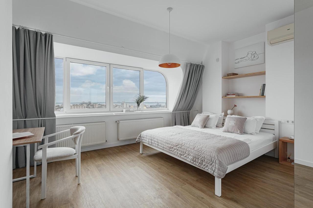 Royal Sky Apartments Odessa Eksteriør billede